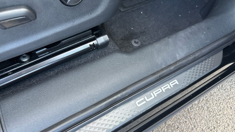 CUPRA Terramar 1.5 eTSI 150 V2 5dr DSG Petrol Hatchback